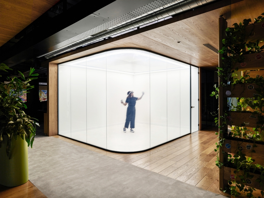 07- paribu-headquarters-award-winning-office-design-vr-room-technology-future-office-toros-and-partners.jpg